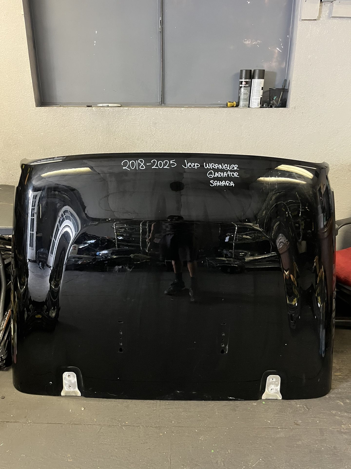 2018-2019-2020-2021-2022-2023-2024-2025 JEEP WRANGLER HOOD OEM USED