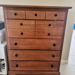 Dresser With Mirror And Chest
