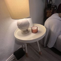 Round Side table