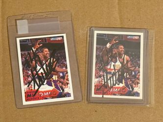 Dikembe Mutumbo Autographed Cards