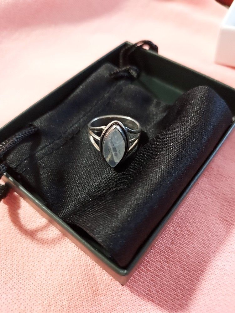 Sterling silver moonstone.,size 8