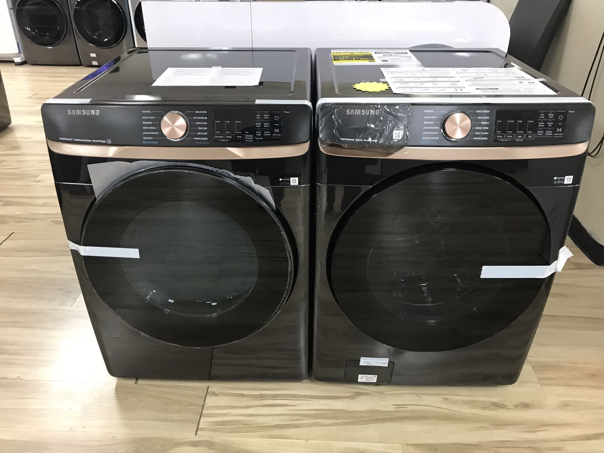 Samsung washer & dryer set in Black 