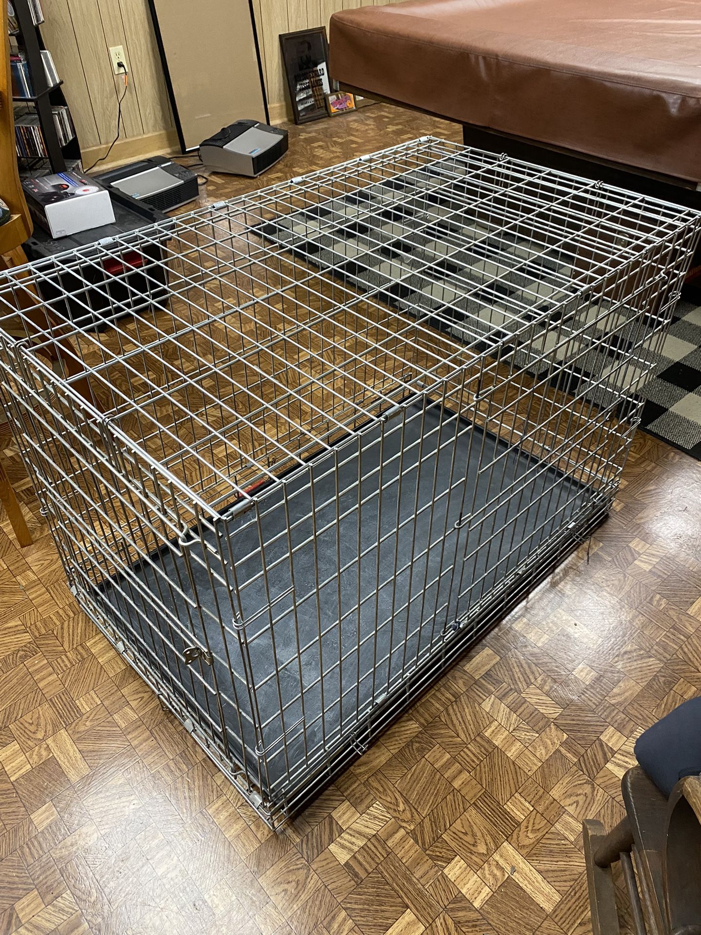 XL Dog Crate / Kennel