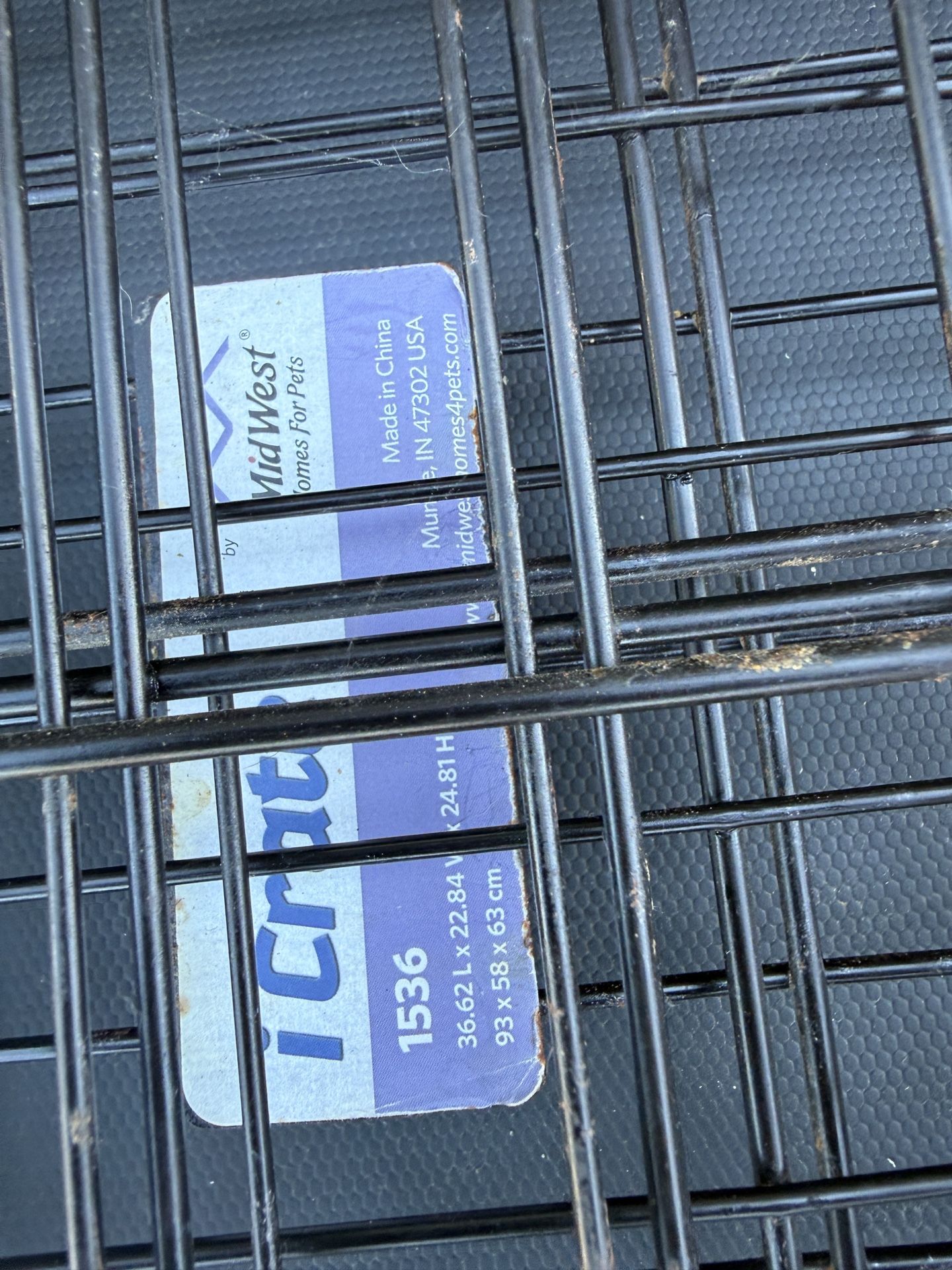 Midwest dog Crates 36x22 X 2 Available
