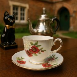 Gainsborough Crown Royal England 1950’s British Rose Cup Saucer