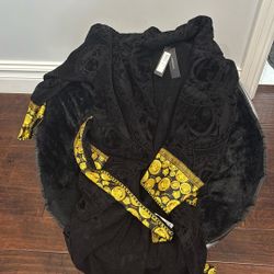 VERSACE ROBE SIZE M