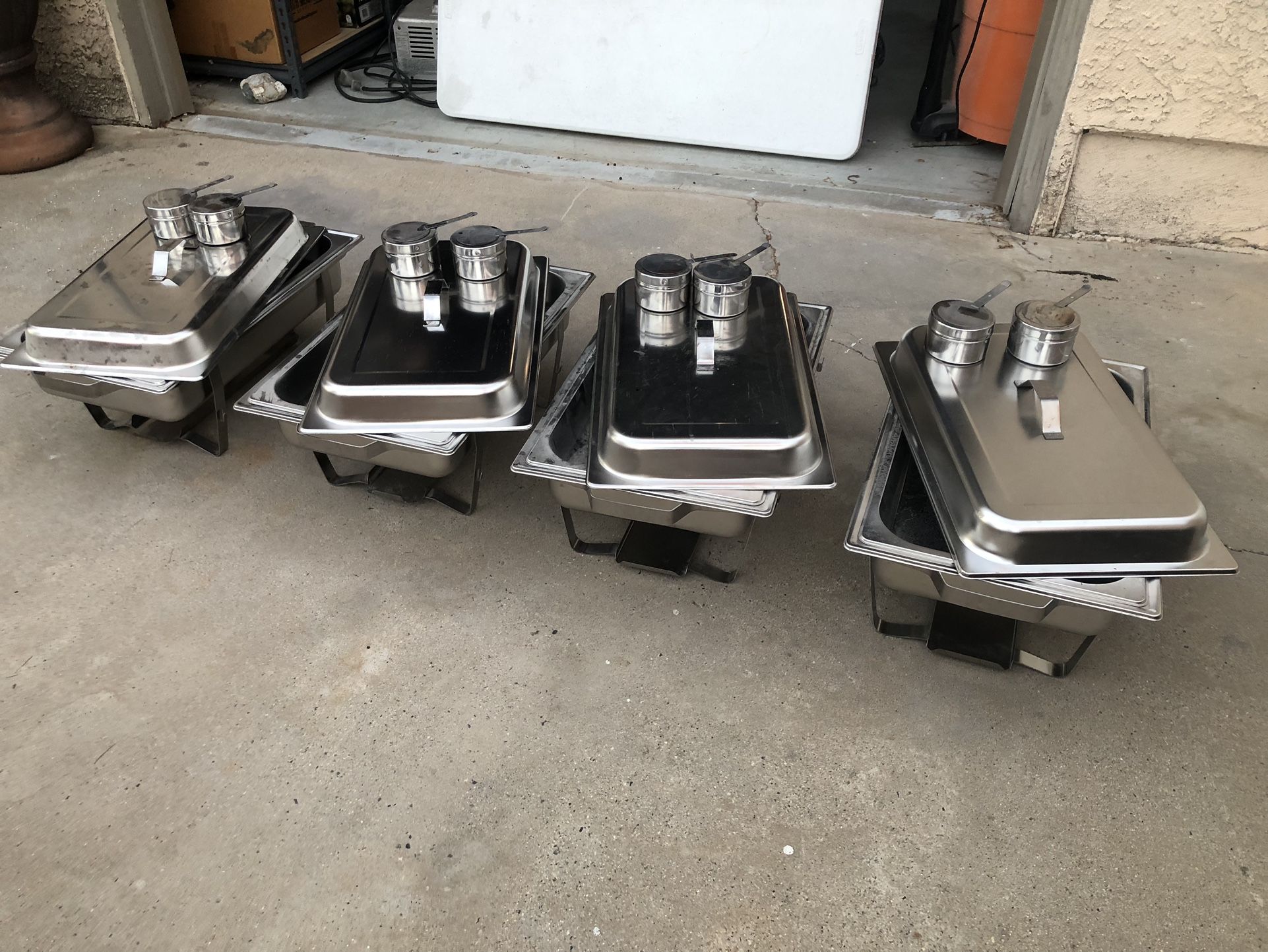 Chaffing Dishes / Buffet