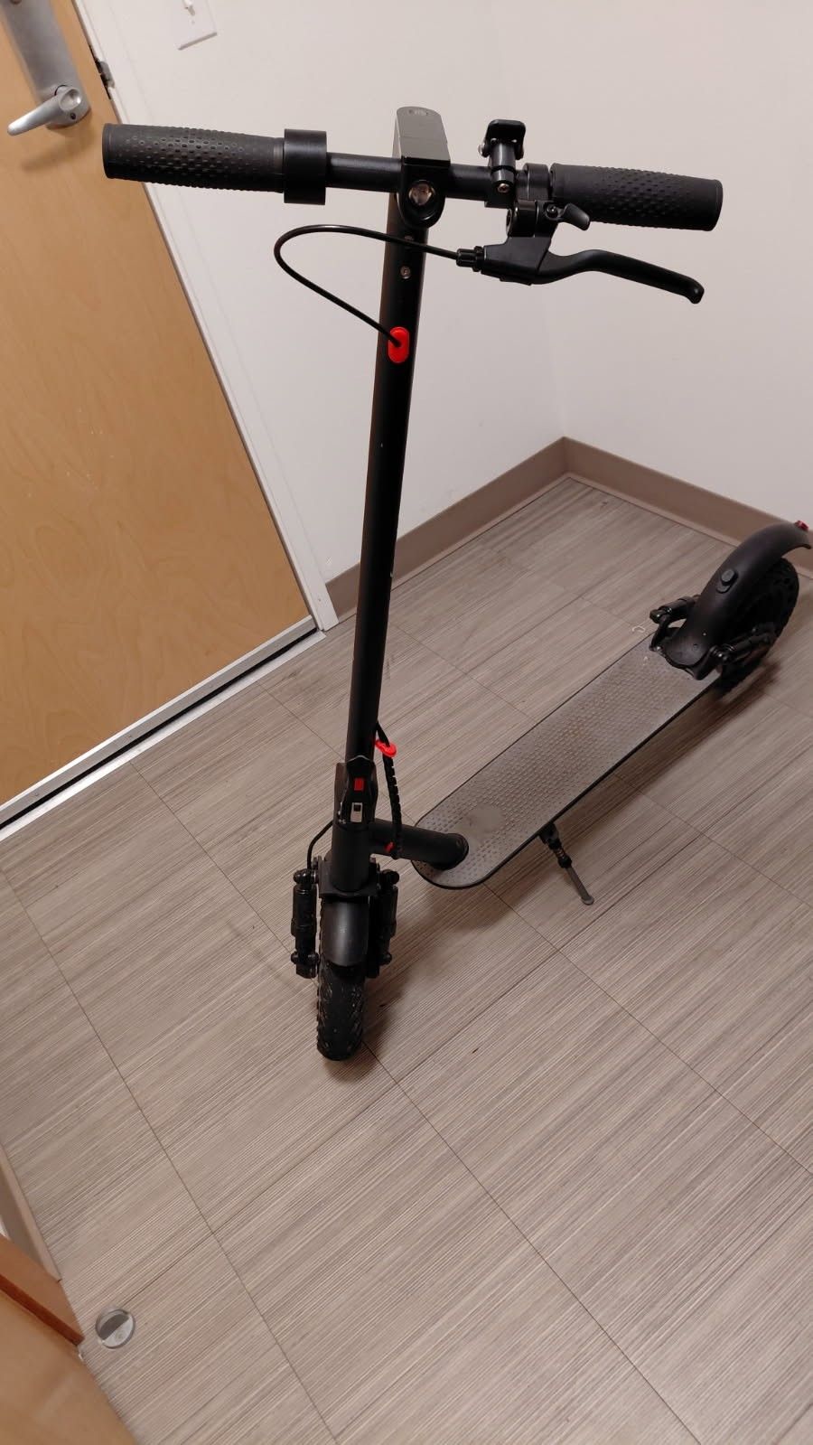 Waryoa WK009 Model E-Scooter 22 MPH