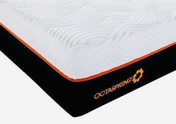 Used Dormeo Honeycomb Octaspring: Queen Size Mattress and matching boxspring.