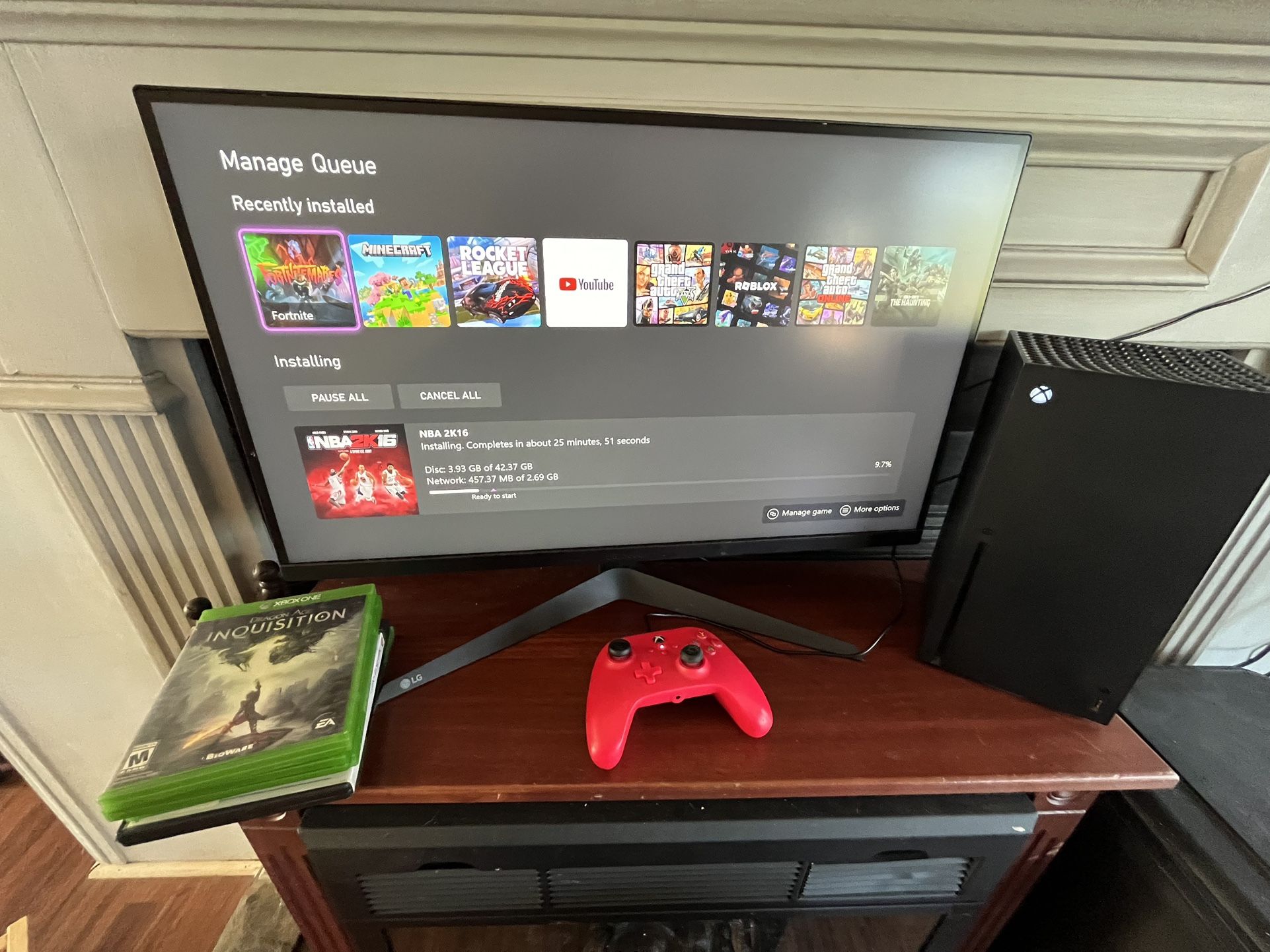 Bundle Xbox series x with monitor 160fncs  /controller & games