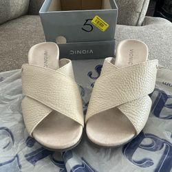 New Leather Sandals (Vionic Brand)