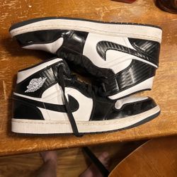 Air Jordan 1 Mid Carbon Fiber: Size 12