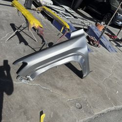 Toyota Tacoma 2024-2025 Fender & Headlight 