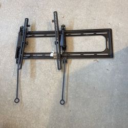 Low profile Tv Mount Support Up To 55in Tv