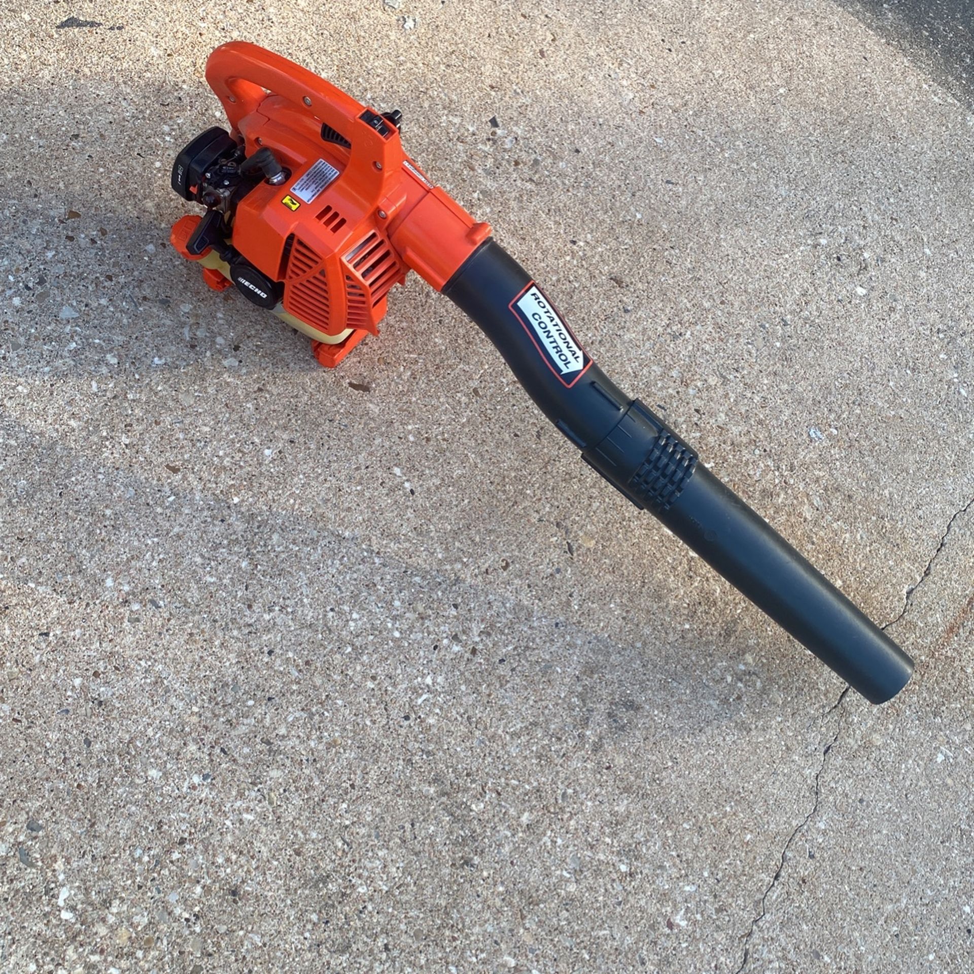 Echo ES-250 25.4 cc Gas 2-Stroke Handheld Leaf Blower