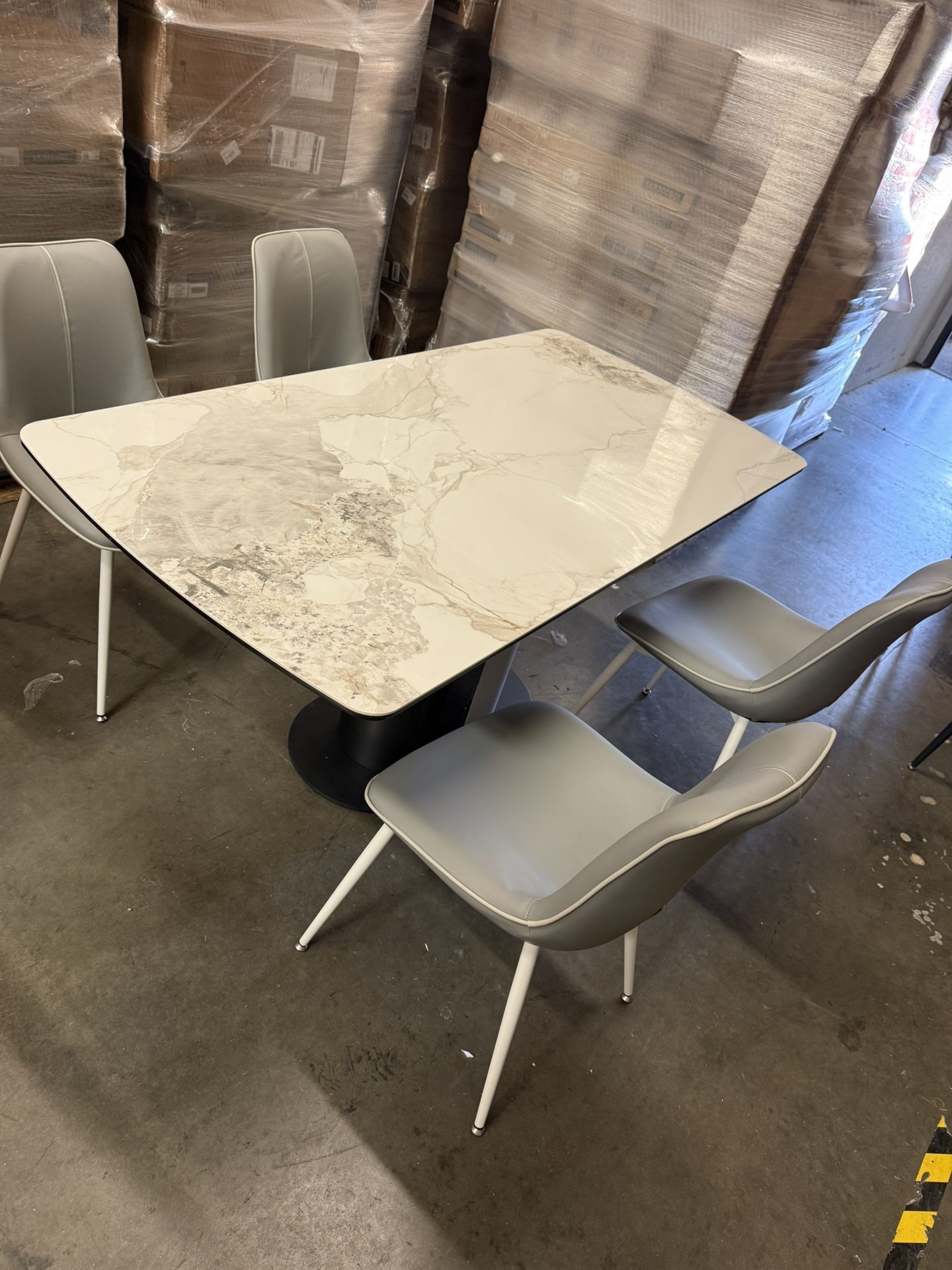 63" Dining Table, Kitchen Table for 6-8,