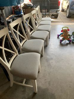 Dinning room chairs from star furniture