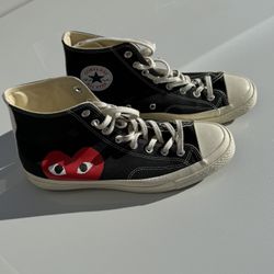  Comme Des Garcons PLAY x Converse Unisex Chuck Taylor High Top Sneakers