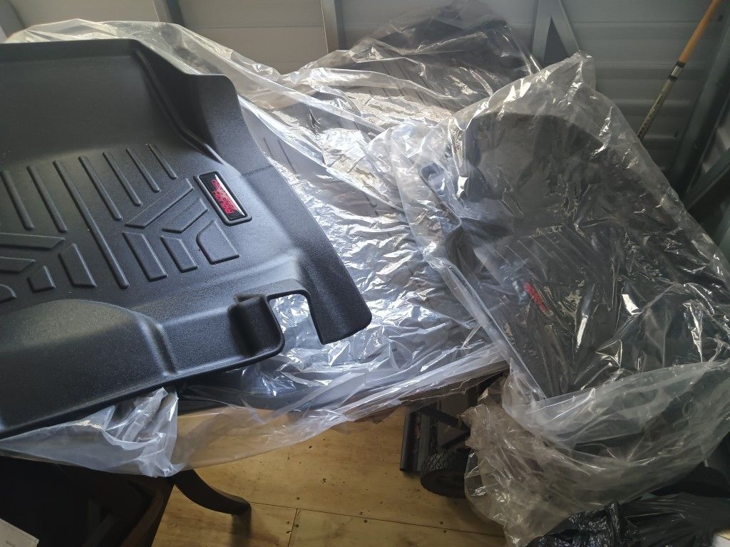New Protective Mats 100 Dollars