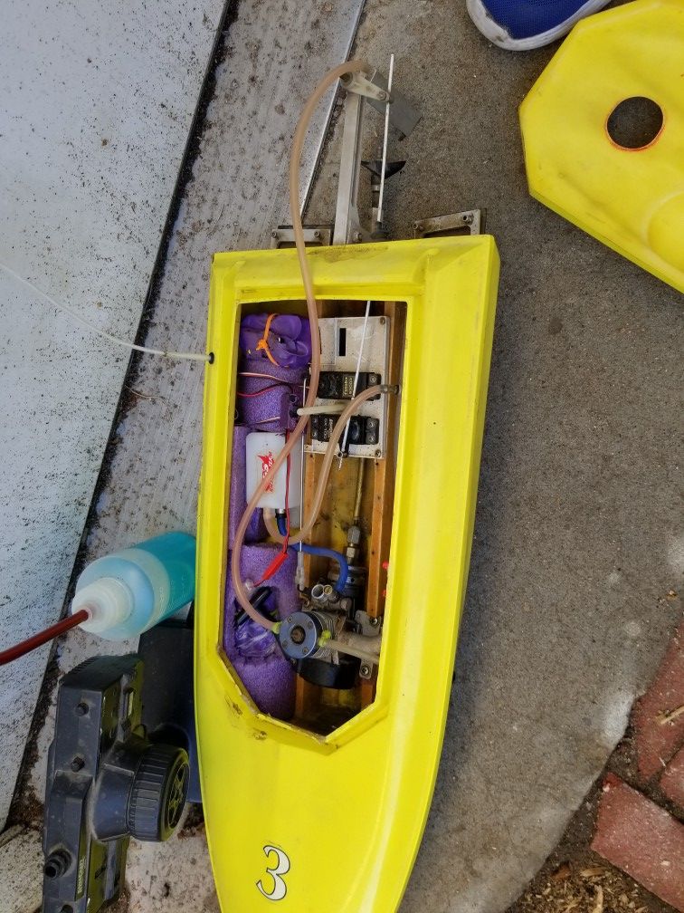 Rc nitro boat