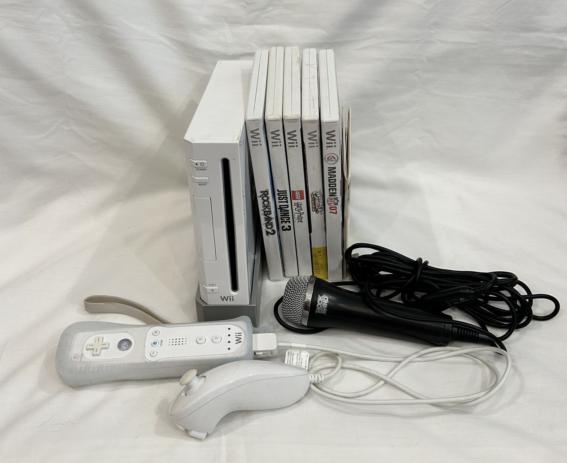 Nintendo Wii With Stand