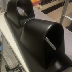 Universal Pod Gauge Holder