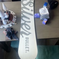 silver bullet Coorselight snowboard