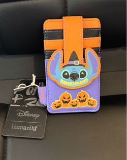 New Disney Stitch Loungefly 🎃 Glow in the Dark Cardholder
