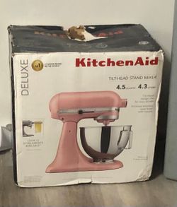 KitchenAid Deluxe 4.5 Qt Tilt-Head Stand Mixer