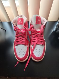 Air Jordan 1 Mid Pink White Sneakers