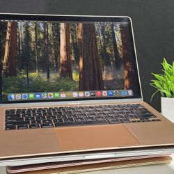 2020 MacBook Air 13 inch Retina 256GB