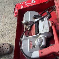 Milwaukee 6 Amp Portable Band Saw with Case