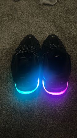 Balenciaga track LED. size 44eu (11us)