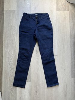 Style & Co Slim Leg Jeans 2P