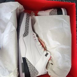 AIR JORDAN 3 SIZE 13 WHITE CEMENT