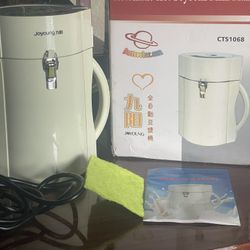 Joyoung Hot Soybean/Nut/Oat Milk Maker (CTS1068