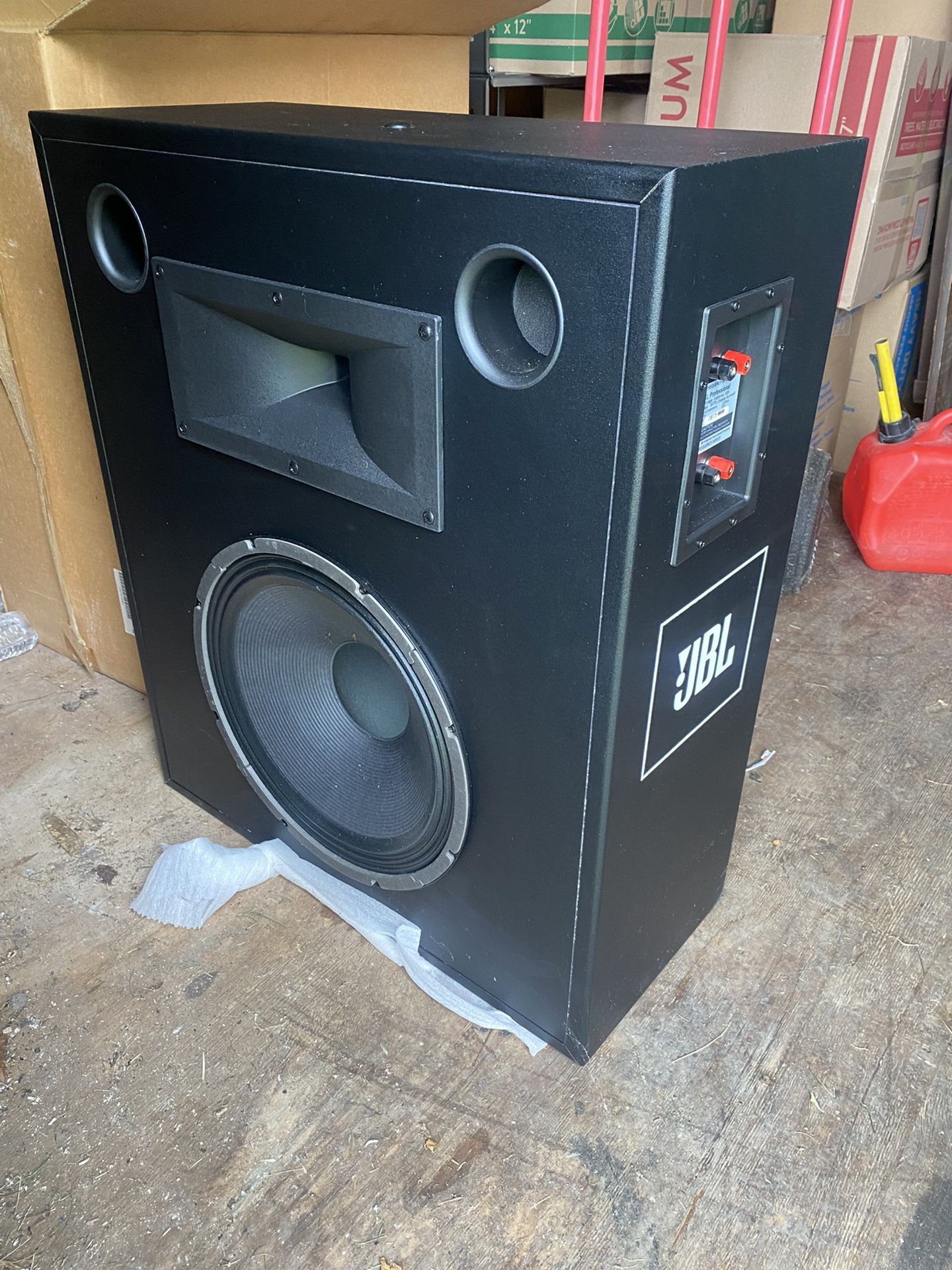 2 15’’ Inch Jbl Audion Home Skepeakers Set