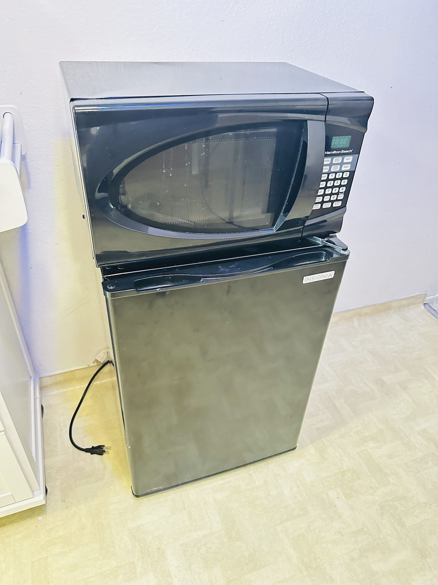 Mini Fridge With Freezer
