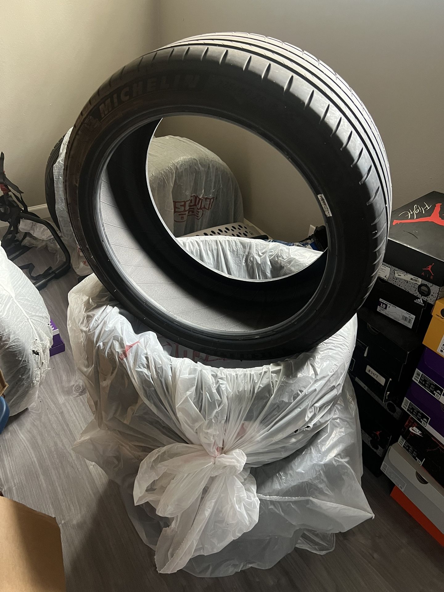 Michelin Pilot Sport 4 SET OF 4