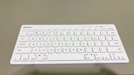 Macally Wireless Quick Switch Bluetooth Keyboard For Three Devices