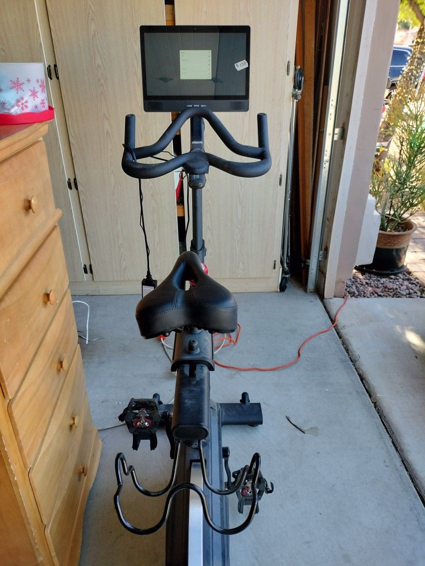 Echelon Stationary Bike With TV