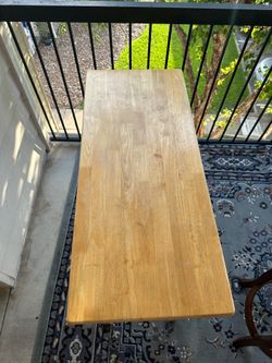 Bar table