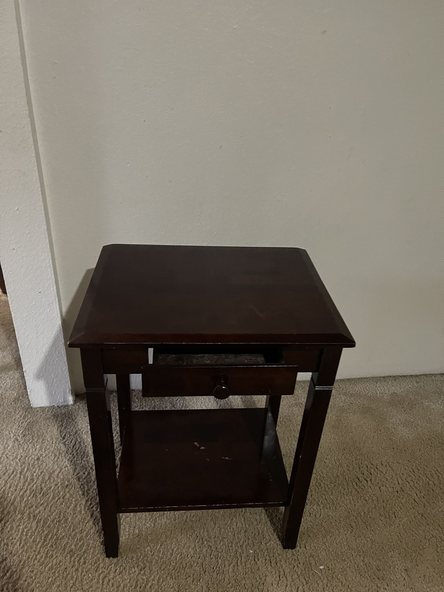 Dark Oak Brown, 22in