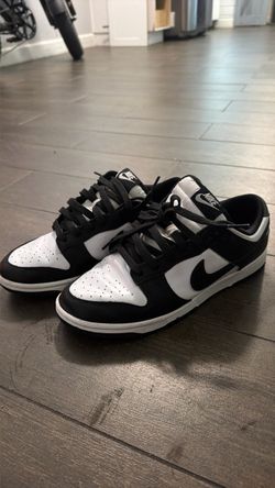 Nike dunk pandas size 8.5
