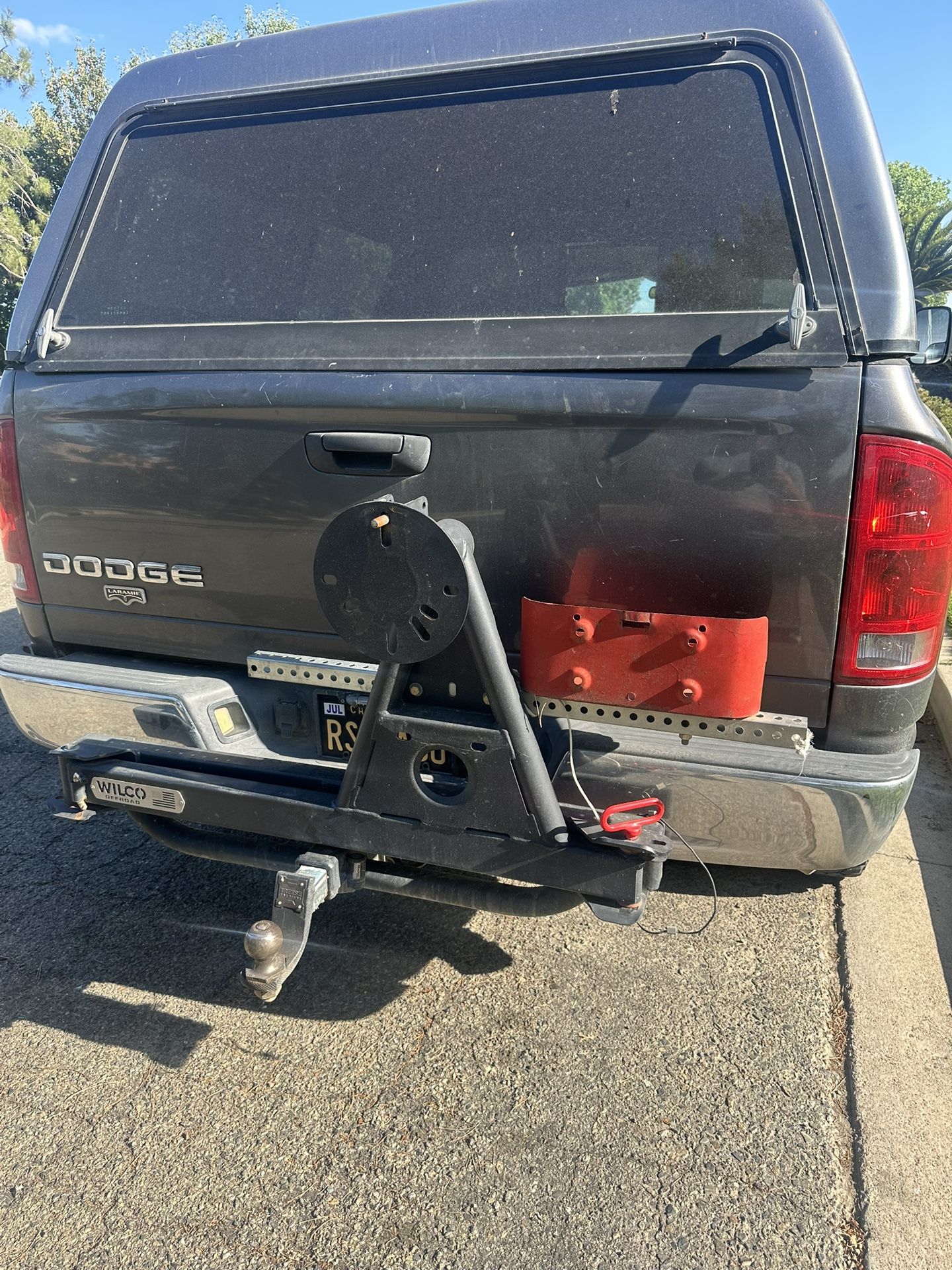 Wilco Hitchgate Tire Carrier