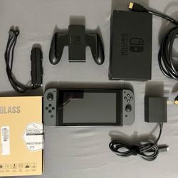 Nintendo Switch Gray+Gray Joy-Con / LCD version. 