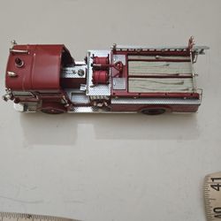 CORGI VINTAGE 1960 MACK C FIRE PUMPER 