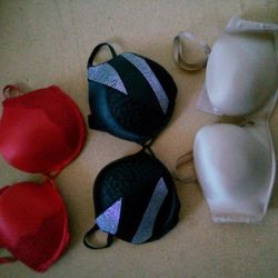 VS Bras