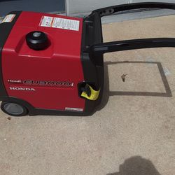 Older New Honda eu3000i Gas Generator