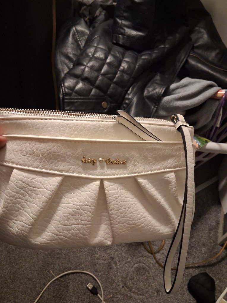 Juicy Couture Bag Wristlet Like New